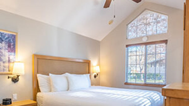 <b>River Pointe Napa Valley Recreation</b>. Images powered by <a href="https://www.leonardoworldwide.com/" title="Leonardo Worldwide" target="_blank">Leonardo</a>.
