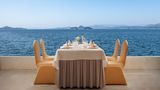 voco Thousand Island Lake Restaurant