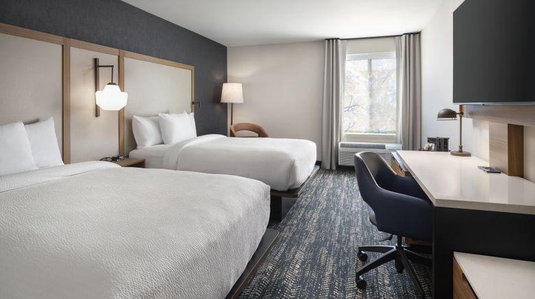 <b>Fairfield Inn & Suites Fresno River Park Room</b>. Images powered by <a href="https://www.leonardoworldwide.com/" title="Leonardo Worldwide" target="_blank">Leonardo</a>.