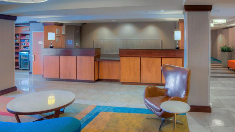 Fairfield Inn/Stes Daphne/Eastern Shores Lobby