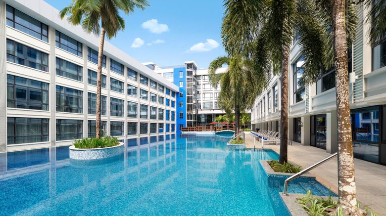 <b>Four Points by Sheraton Boracay Pool</b>. Images powered by <a href="https://www.leonardoworldwide.com/" title="Leonardo Worldwide" target="_blank">Leonardo</a>.