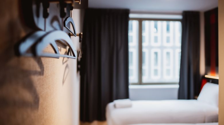 <b>easyHotel Paris Nord Aubervilliers Room</b>. Images powered by <a href="https://www.leonardoworldwide.com/" title="Leonardo Worldwide" target="_blank">Leonardo</a>.