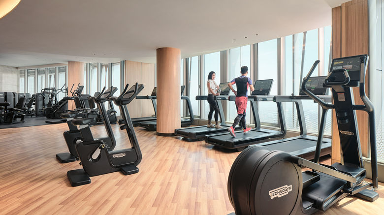 <b>J Hotel Shanghai Tower Health Club</b>. Images powered by <a href="https://www.leonardoworldwide.com/" title="Leonardo Worldwide" target="_blank">Leonardo</a>.
