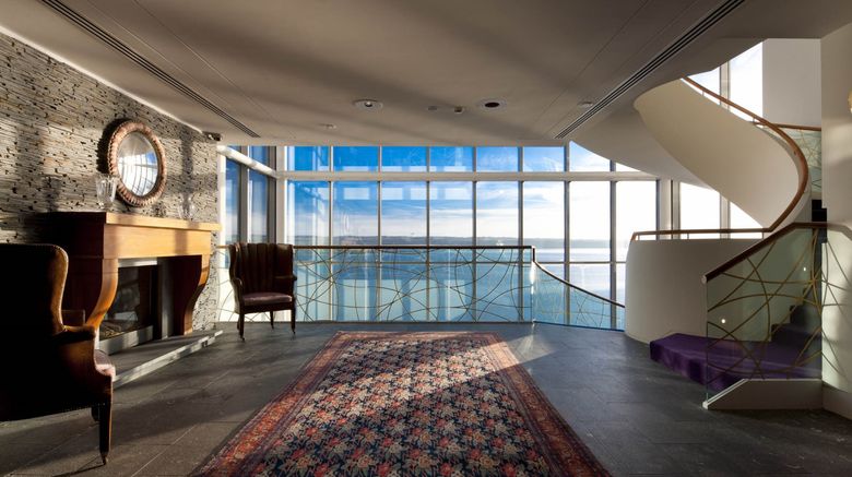 <b>Cliff House Hotel Lobby</b>. Images powered by <a href="https://www.leonardoworldwide.com/" title="Leonardo Worldwide" target="_blank">Leonardo</a>.