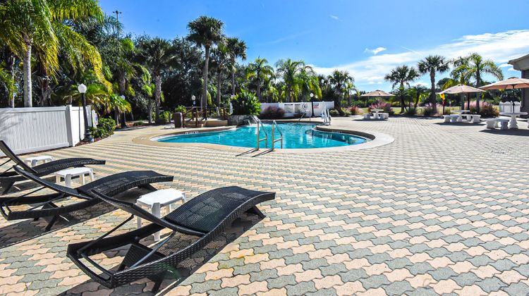 Holiday Inn Express Cocoa Pool