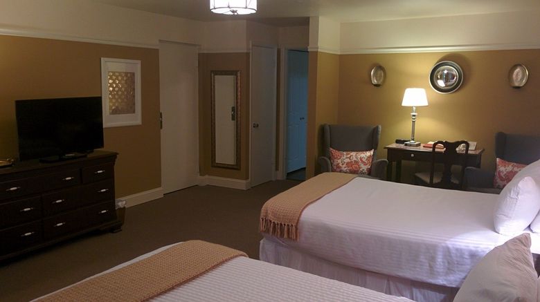 <b>The University Inn At Emory Suite</b>. Images powered by <a href="https://www.leonardoworldwide.com/" title="Leonardo Worldwide" target="_blank">Leonardo</a>.