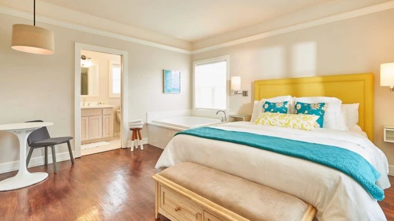 <b>Lithia Springs Inn Room</b>. Images powered by <a href="https://www.leonardoworldwide.com/" title="Leonardo Worldwide" target="_blank">Leonardo</a>.