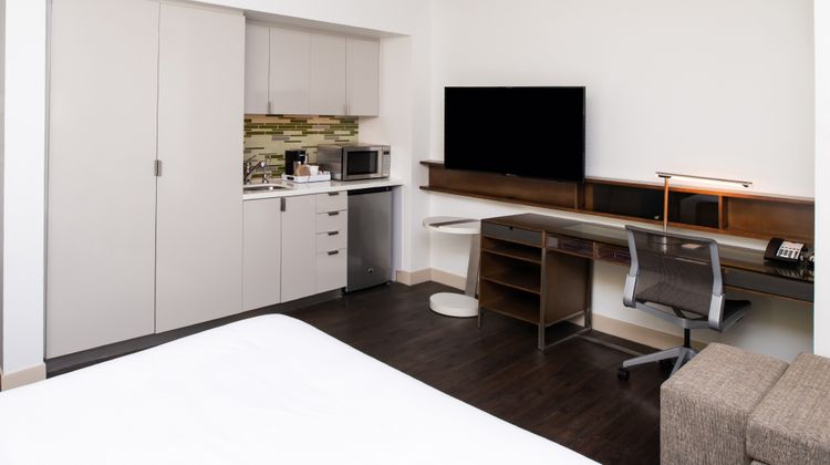 element Lexington Room