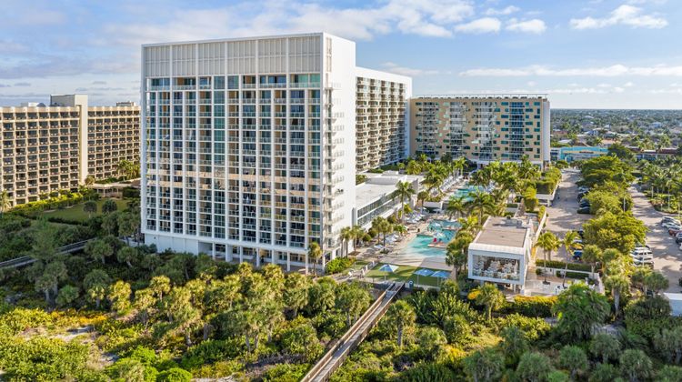 Marriott's Crystal Shores Exterior