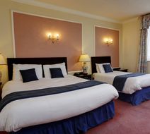 Royal Victoria Hotel Room