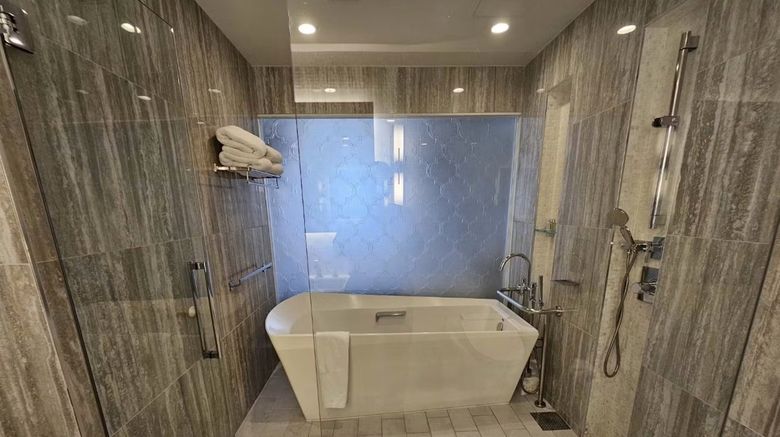<b>Leopalace Resort Guam Room</b>. Images powered by <a href="https://www.leonardoworldwide.com/" title="Leonardo Worldwide" target="_blank">Leonardo</a>.