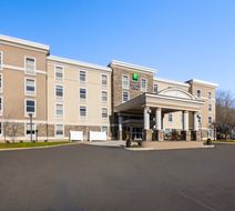 Holiday Inn Express & Sts Danbury Exterior