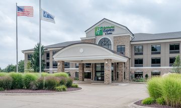 Holiday Inn Express & Suites