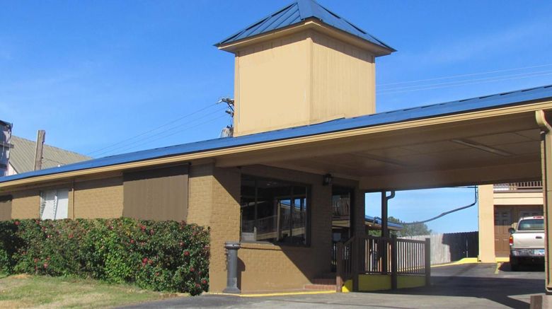 <b>Xecutive Inn and Suites Exterior</b>. Images powered by <a href="https://www.leonardoworldwide.com/" title="Leonardo Worldwide" target="_blank">Leonardo</a>.