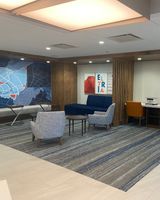 Holiday Inn Express & Suites Elyria