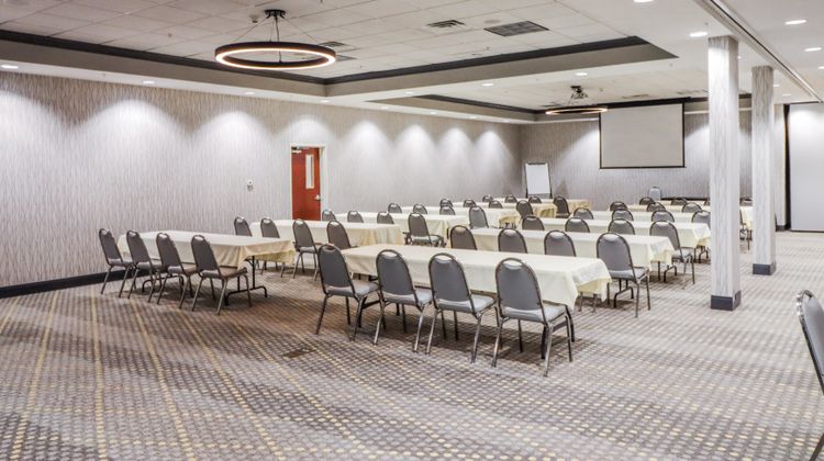 Holiday Inn Quincy East Meeting