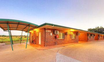 Heritage Lodge Motel