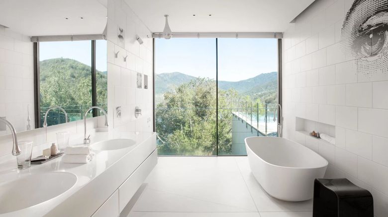 <b>Vik Chile, Millahue Room</b>. Images powered by <a href="https://www.leonardoworldwide.com/" title="Leonardo Worldwide" target="_blank">Leonardo</a>.