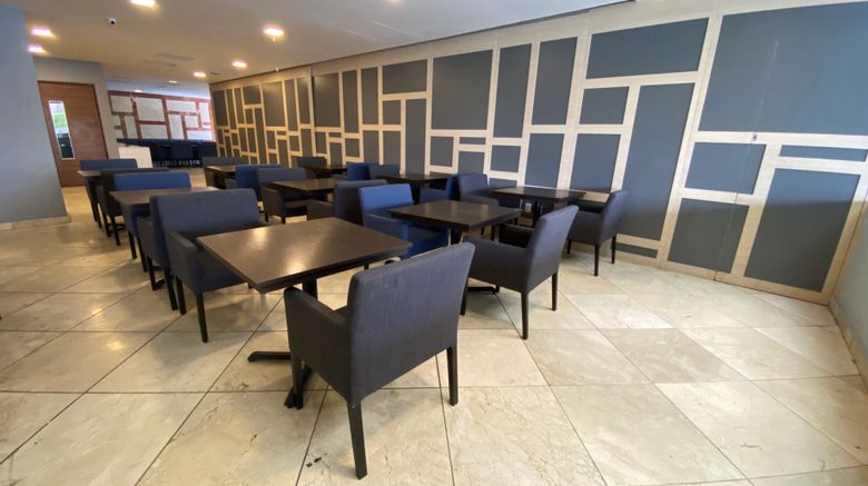 <b>Holiday Inn Express Mexico Santa Fe Restaurant</b>. Images powered by <a href="https://www.leonardoworldwide.com/" title="Leonardo Worldwide" target="_blank">Leonardo</a>.