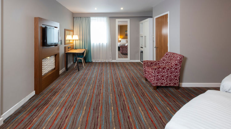 Holiday Inn Derby Riverlights Room