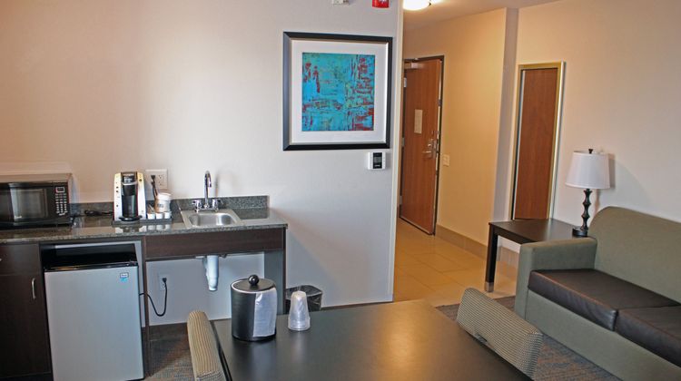 Holiday Inn Express/Stes Bakersfield Arp Room