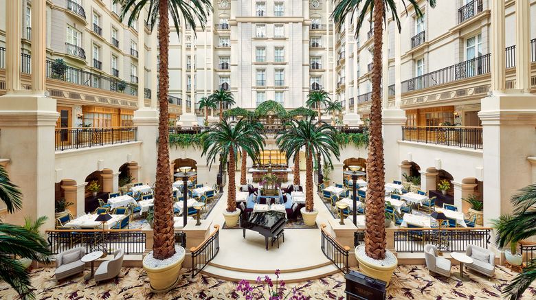 <b>The Landmark London Lobby</b>. Images powered by <a href="https://www.leonardoworldwide.com/" title="Leonardo Worldwide" target="_blank">Leonardo</a>.