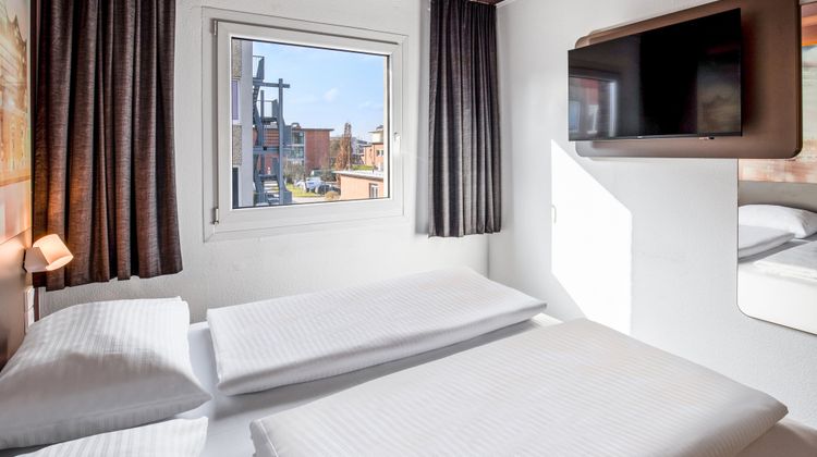 B&B HOTEL Hamburg-Airport Room