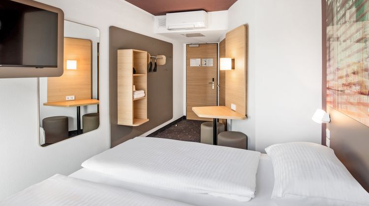 B&B HOTEL Hamburg-Airport Room