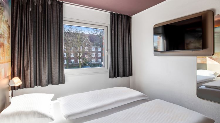 B&B HOTEL Hamburg-Airport Room