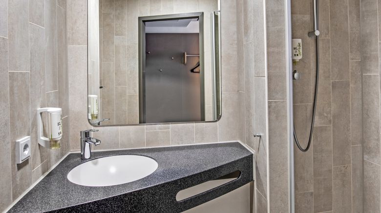 <b>B&B HOTEL Hamburg-Airport Room</b>. Images powered by <a href="https://www.leonardoworldwide.com/" title="Leonardo Worldwide" target="_blank">Leonardo</a>.