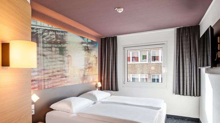 B&B HOTEL Hamburg-Airport Room