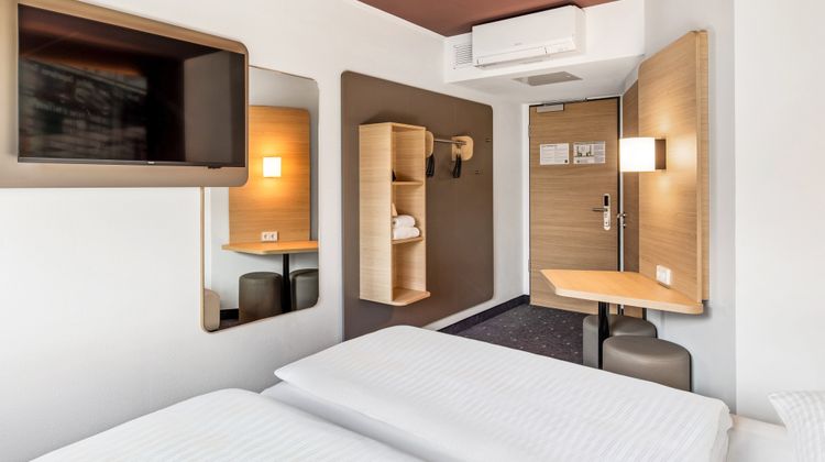 B&B HOTEL Hamburg-Airport Room