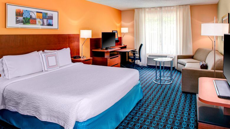<b>Fairfield Inn/Suites Atlanta-Alpharetta Room</b>. Images powered by <a href="https://www.leonardoworldwide.com/" title="Leonardo Worldwide" target="_blank">Leonardo</a>.