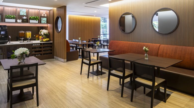 <b>Fraser Suites Singapore Restaurant</b>. Images powered by <a href="https://www.leonardoworldwide.com/" title="Leonardo Worldwide" target="_blank">Leonardo</a>.