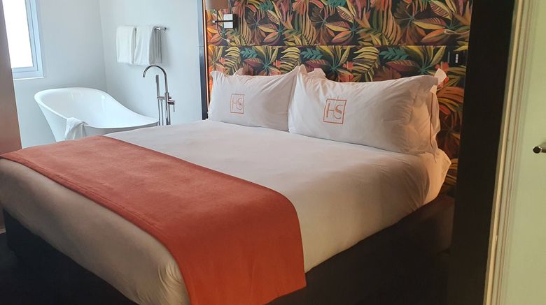 <b>Hotel Sky Sandton Suite</b>. Images powered by <a href="https://www.leonardoworldwide.com/" title="Leonardo Worldwide" target="_blank">Leonardo</a>.