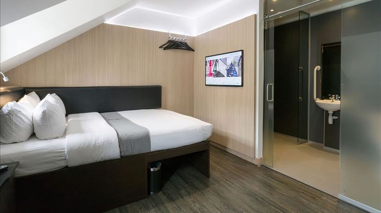 <b>Z Hotel Victoria Room</b>. Images powered by <a href="https://www.leonardoworldwide.com/" title="Leonardo Worldwide" target="_blank">Leonardo</a>.