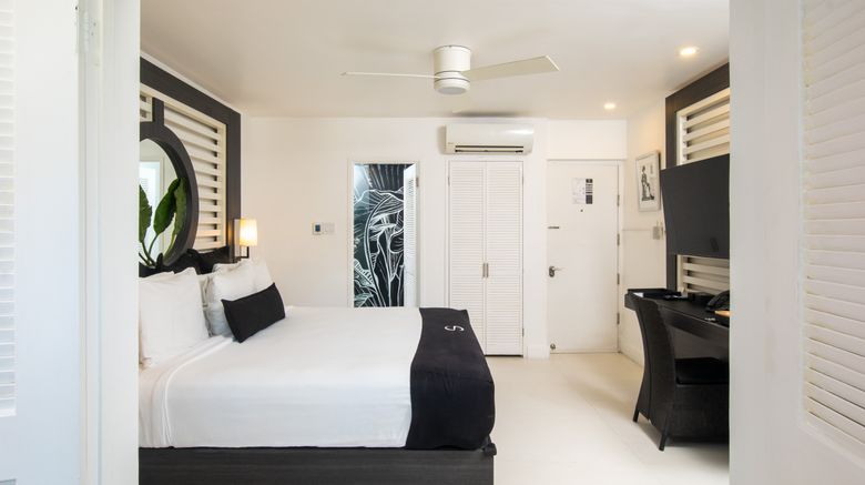 <b>S Hotel Jamaica Suite</b>. Images powered by <a href="https://www.leonardoworldwide.com/" title="Leonardo Worldwide" target="_blank">Leonardo</a>.