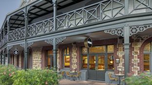 Farmers' Home Hotel