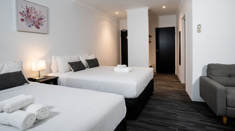 Joondalup City Hotel Suite