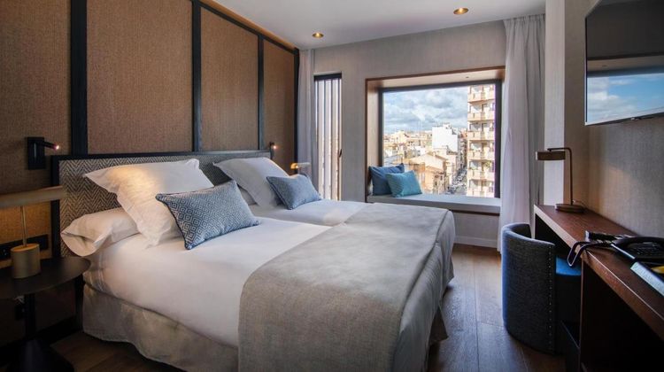 JS Palma Plaza Room