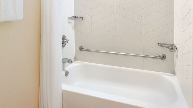 <b>Fairfield Inn & Suites Atlanta Buckhead Room</b>. Images powered by <a href="https://www.leonardoworldwide.com/" title="Leonardo Worldwide" target="_blank">Leonardo</a>.