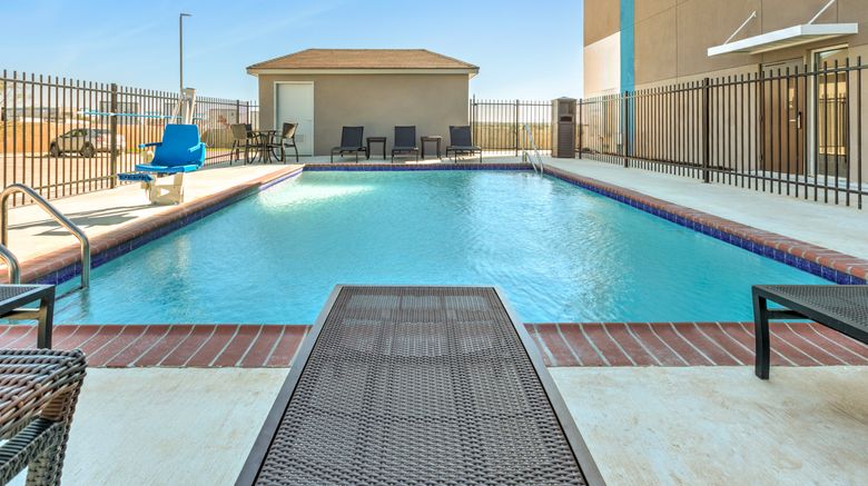 <b>Holiday Inn Express East I-10 Pool</b>. Images powered by <a href="https://www.leonardoworldwide.com/" title="Leonardo Worldwide" target="_blank">Leonardo</a>.