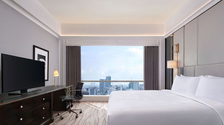 JW Marriott Hotel Surabaya Suite