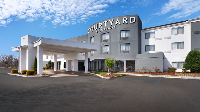 Courtyard by Marriott Johnson City Exterior. Images powered by <a href="https://www.leonardoworldwide.com" target="_blank" rel="noopener">Leonardo</a>.