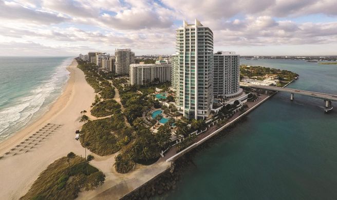 The Ritz-Carlton Bal Harbour, Miami Exterior