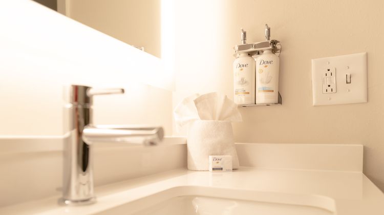 Holiday Inn Express & Suites Franklin Room