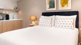 The Lincoln Suites Room