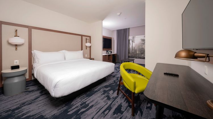 Fairfield Inn & Suites San Luis Potosi Room