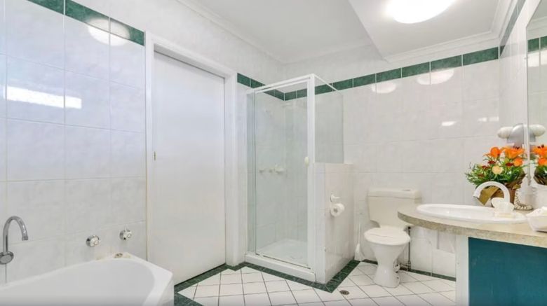 <b>Jackie Howe Motel Room</b>. Images powered by <a href="https://www.leonardoworldwide.com/" title="Leonardo Worldwide" target="_blank">Leonardo</a>.