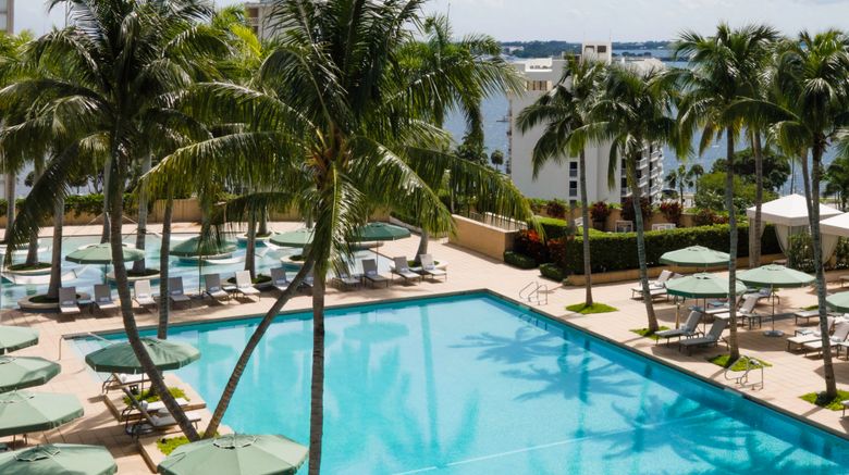 <b>Four Seasons Hotel Miami Pool</b>. Images powered by <a href="https://www.leonardoworldwide.com/" title="Leonardo Worldwide" target="_blank">Leonardo</a>.